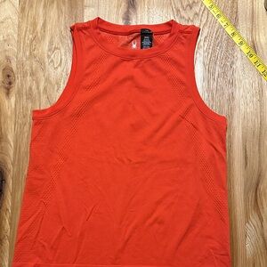 Women’s Sleeveless Athletic Top
